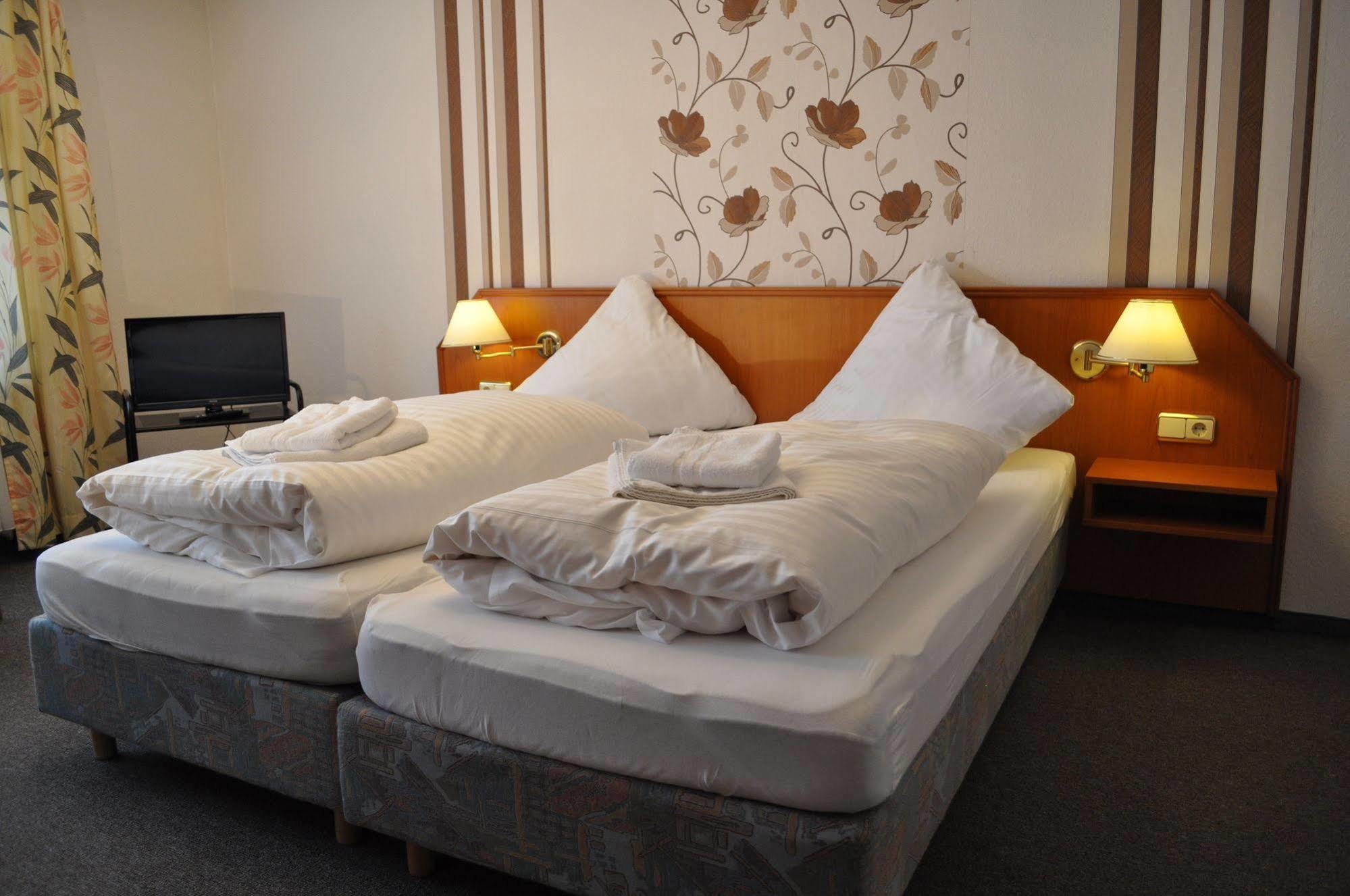 Hotel Engel Altenau Экстерьер фото